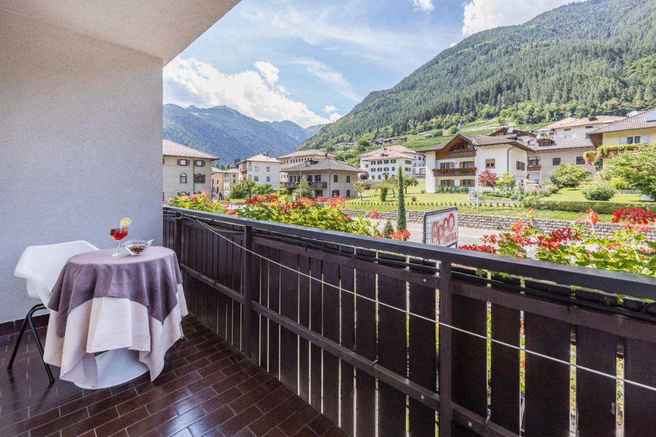 Pippo Hotel Terzolas ภายนอก รูปภาพ