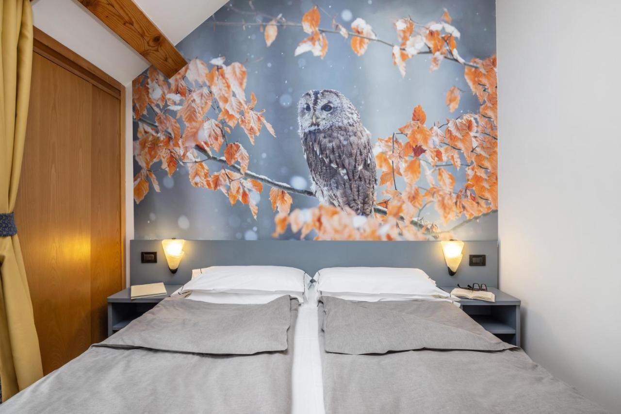 Pippo Hotel Terzolas ภายนอก รูปภาพ